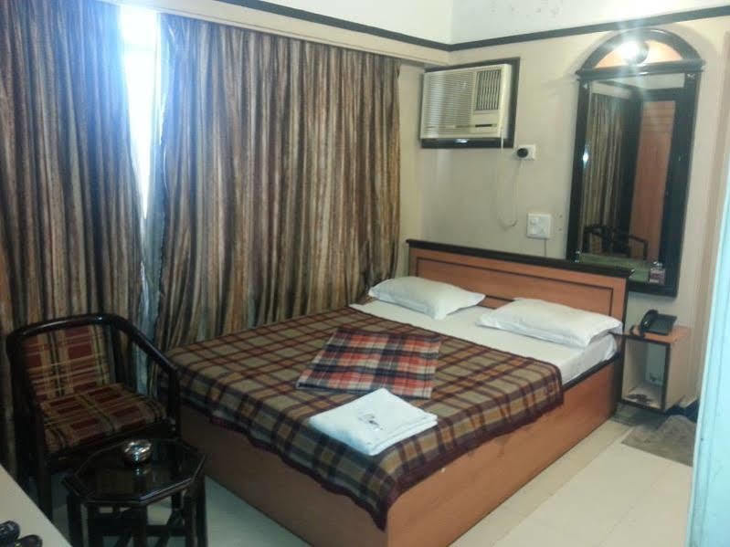 Hotel Inder Inn Джодпур Екстериор снимка